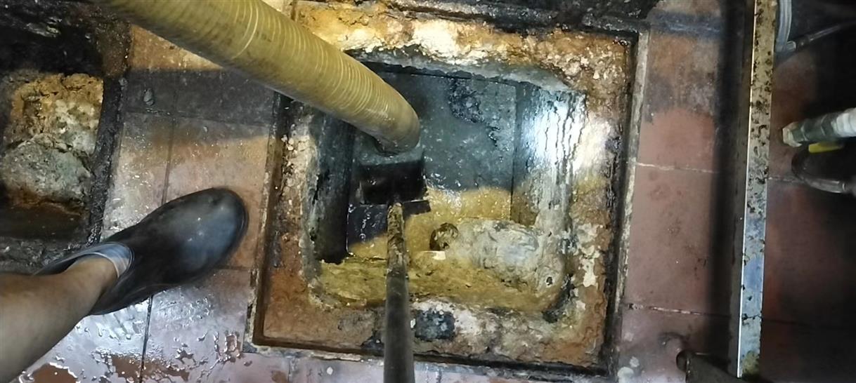 三亚污水池清理一般都有毒气,怎么预防中毒呢?