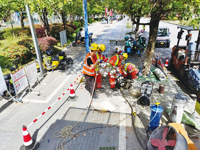  三亚UV-CIPP紫外光固化修复