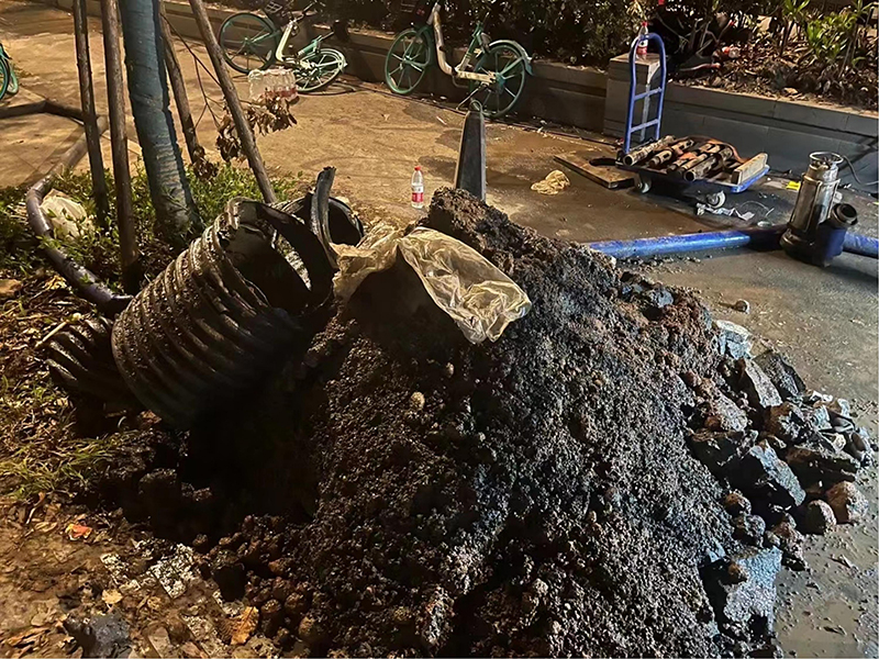 三亚本地下水道疏通师傅，不通不收费【距您500米】